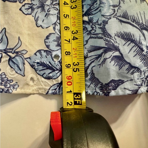 Eliza J Blue Cotton Eyelet Print Mini
Dress Flutter Short Sleeves Size 10
NWT - Picture 11 of 13